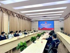 埃美柯公司组织收看庆祝中国共产主义青年团成